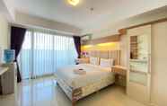 Bedroom 5 Homey Furnished Studio At Beverly Dago Apartment