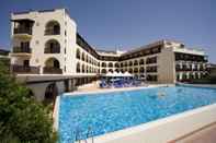 Swimming Pool Hotel Calabona