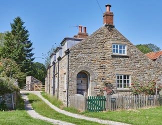 Exterior 2 Greengate Cottage in Hutton-le-hole