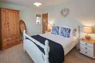 Bedroom Tenby Cottage in Whitby