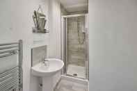 Toilet Kamar Abbey Court Apartment