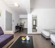 อื่นๆ 5 Sanders Rio Gardens - Treasured Studio With Shared Pool and Balcony