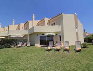 Luar Bangunan 2 3-bed Townhouse With Pool in Albufeira Balaia