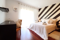 Bedroom 3-bed Townhouse With Pool in Albufeira Balaia