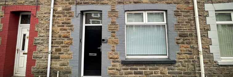 Exterior Captivating House in Aberdare Sleeps 6 Near Brecon