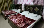 Bedroom 6 New Hajveri Hotel Lahore