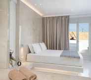 Bedroom 5 Cycladic Suites