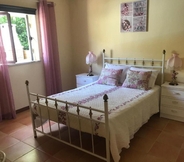 Bedroom 3 Priv Pool - Pet Friendly, Coimbra Mystay