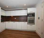 Kamar Tidur 5 Lovely Luxury 1-bed Apartment in Wembley