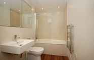 In-room Bathroom 7 Lovely Luxury 1-bed Apartment in Wembley