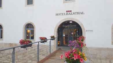 ภายนอกอาคาร 4 Hotel Balsthal