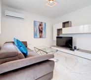 Kamar Tidur 2 Splendid 2BR Apartment in Central St Julian's