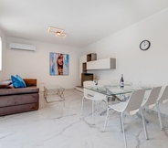 Common Space 7 Splendid 2BR Apartment in Central St Julian's