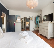 Bedroom 3 Stunning one Bedroom Flat With Large Terrace in Chiswick by Underthedoormat