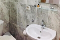 Toilet Kamar Sato Apart Hotel Fethiye