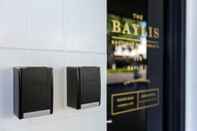 Bar, Cafe and Lounge The Baylis Boutique Apartments