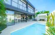 Hồ bơi 3 Villa Bali Townhouse