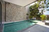 Swimming Pool VILLA JEANNE