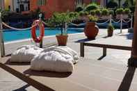 Swimming Pool Hotel Cannero Lakeside Resort