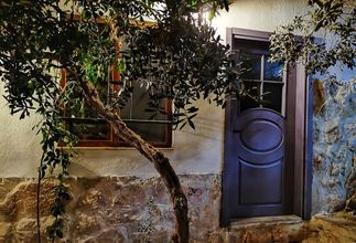 Bangunan 4 My Stone Inn