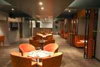 Bar, Kafe dan Lounge Spree Hotel Aurangabad