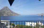 Nearby View and Attractions 2 Grande Grotta Studios Armeos Masouri