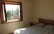 Kamar Tidur 4 Impeccable 2-bed House in Prozelo