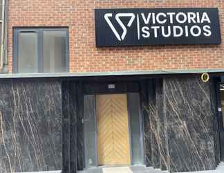 Exterior 2 Victoria Studios