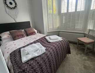 Phòng ngủ 2 Gorgeous 1 Bedroom Apartment With Garden Near Earlsfield