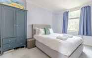 Bedroom 7 Cosy 1 Bedroom Apartment in North Maida Vale
