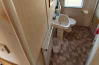 In-room Bathroom Beach Front Fantasy Island 6 Berth Caravan