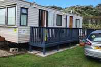 Exterior Beach Front Fantasy Island 6 Berth Caravan