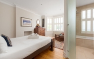 Bedroom 6 Delightful Family Home in Picturesque Richmond by Underthedoormat