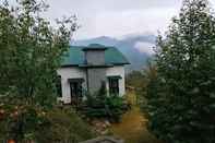 Exterior Magpie Lodge