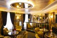 Bar, Cafe and Lounge Manolita Paris