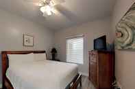 Kamar Tidur Splash Accommodations by Southern Vacation Rentals