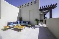 Common Space Maison Privee - Exclusive Luxury 3BR Apt with scenic views of Burj Al Arab