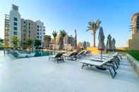 Swimming Pool Maison Privee - Exclusive Luxury 3BR Apt with scenic views of Burj Al Arab