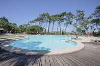 Swimming Pool Liiiving in Ofir - Seaside Pool Bungalow