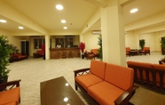 Lobby 2 Fanar Hotel