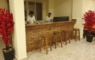 Bar, Cafe and Lounge 3 Fanar Hotel