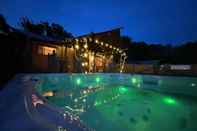 Swimming Pool Lion King Safari Tent