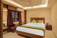 Bedroom Treebo Trend Indrapuri Hotel And Resort