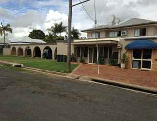 Exterior 2 Kalua Motel