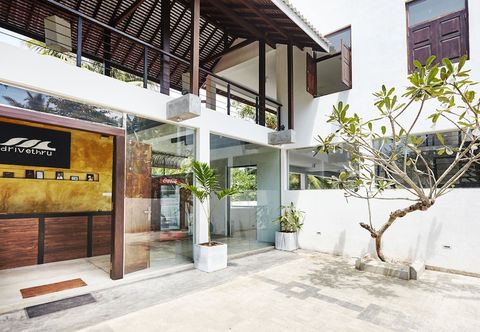Others drivethru Hostel Polhena