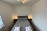 Bilik Tidur Beautiful 2-bed Apartment in Renfrew