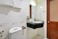 In-room Bathroom HANZ Boutique Hotel Ben Thanh