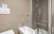 In-room Bathroom 3 Italianway - Del Sale 4