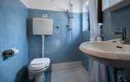 In-room Bathroom 2 Italianway - Castellana Mono 68