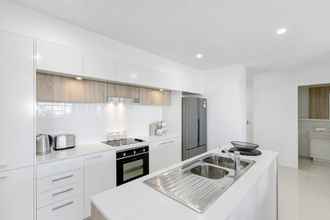 Bedroom 4 Spice Broadbeach - GCLR